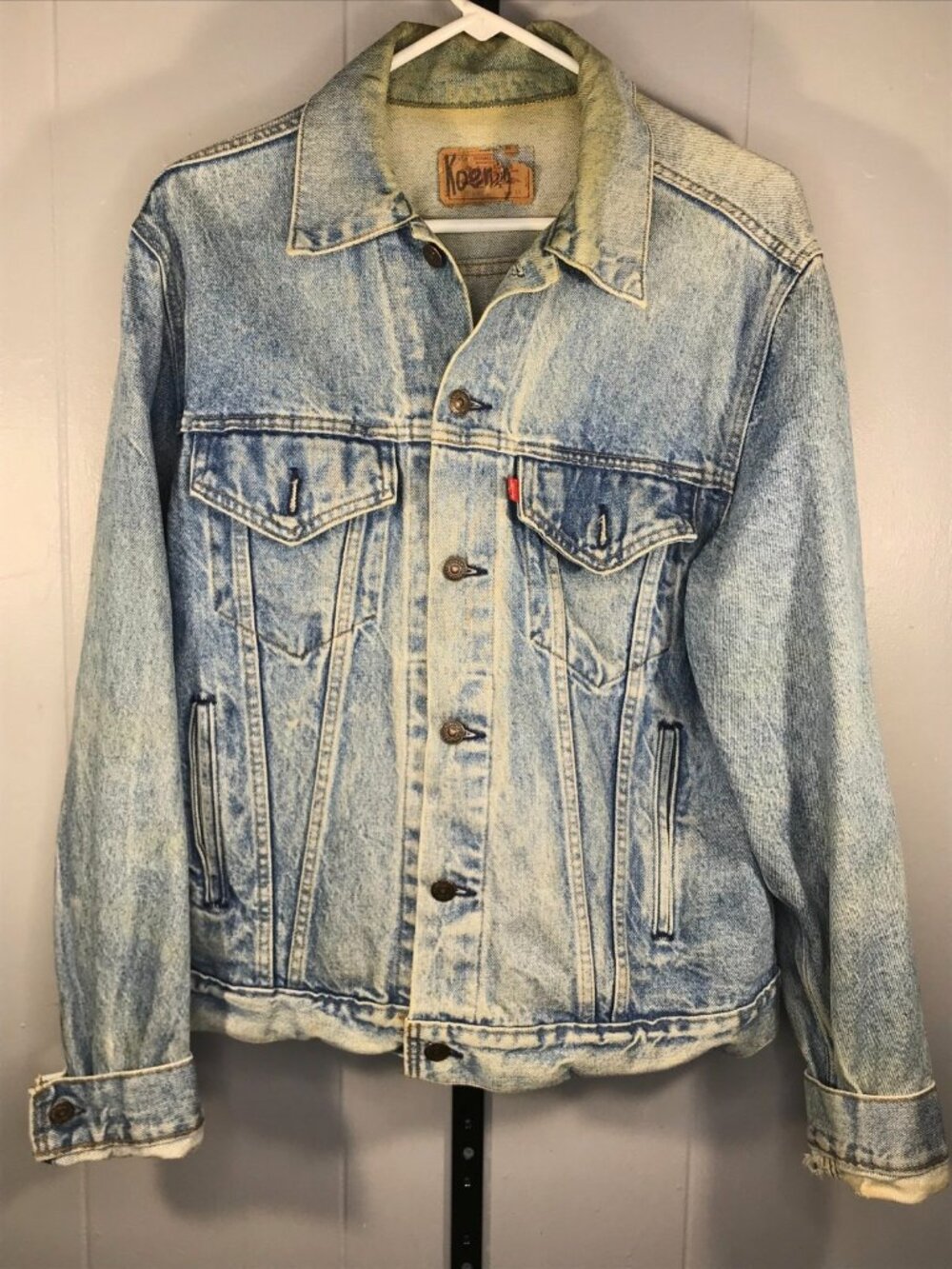 Vintage 80’s Levi’s Denim Type 3 Trucker Jacket Light 71506 0216 Size 44 USA